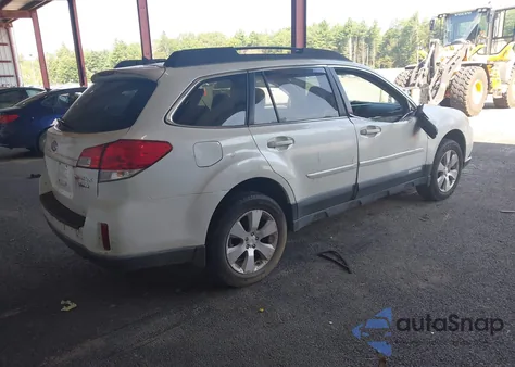 2011 Subaru Outback 3.6R Limited z USA, uszkodzony, nr VIN 4S4BRDJC9B2370607